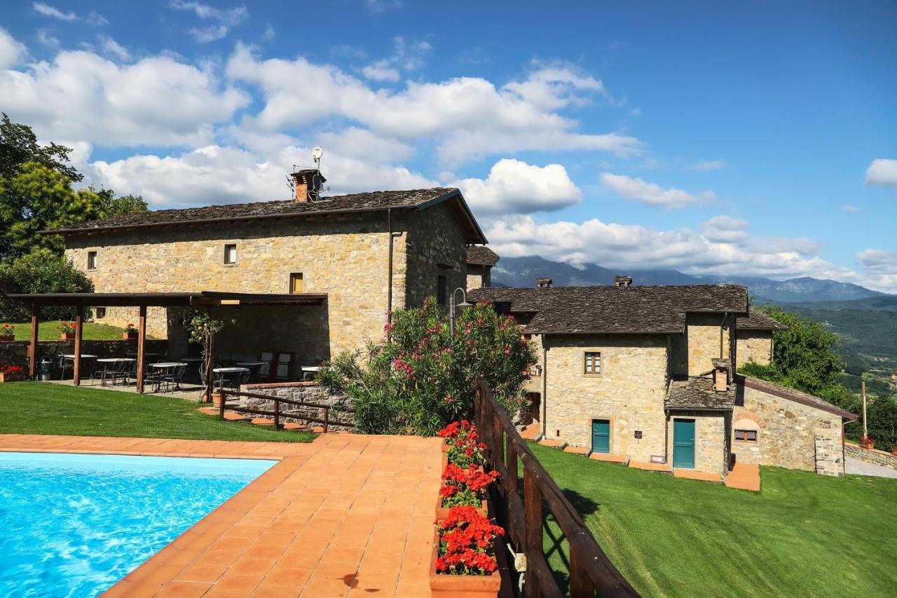 Вилла Costa D'Orsola Понтремоли Экстерьер фото